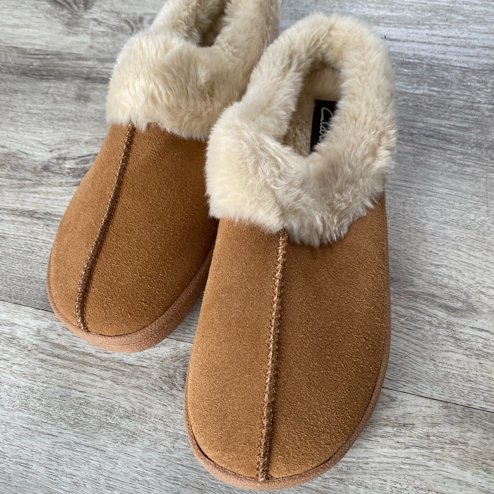 Clarks Tan Wide Fit Women's Shoes